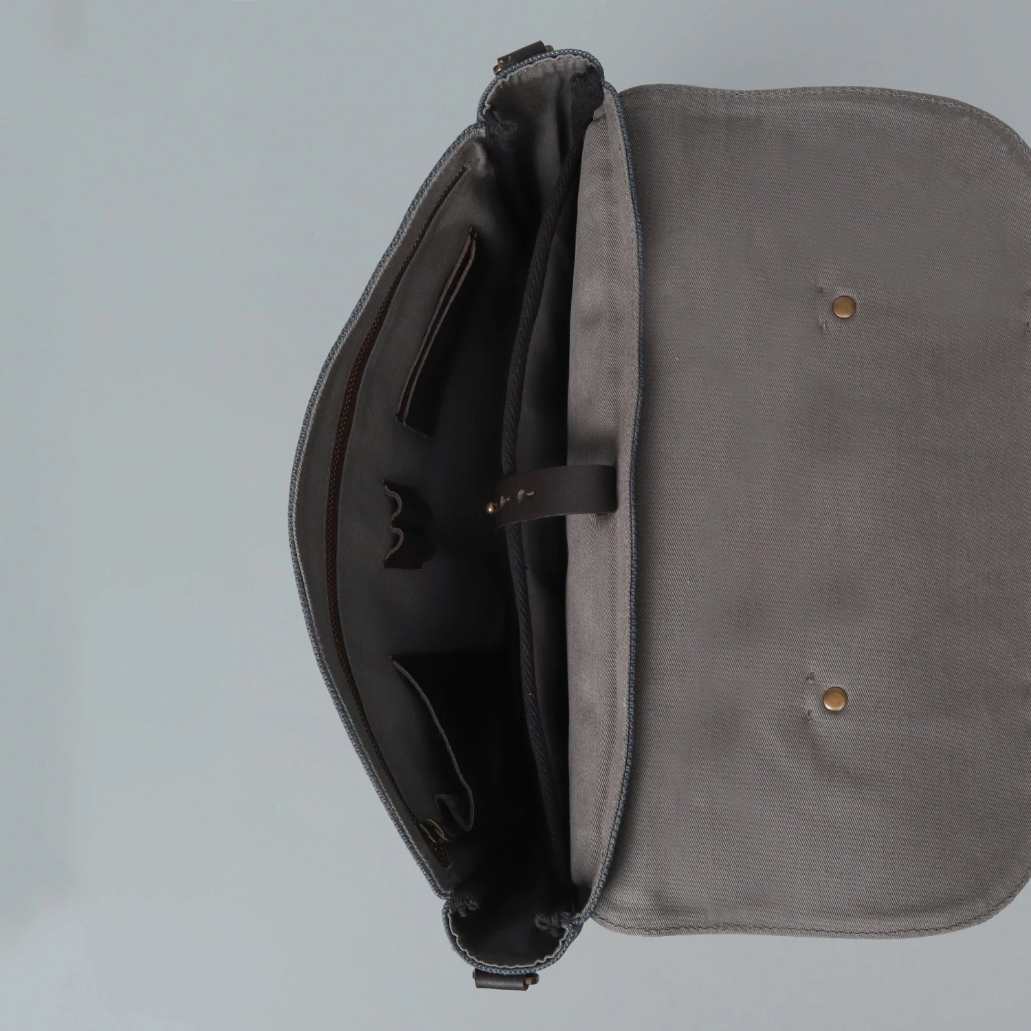 LFO - Oslo Canvas Briefcase 6 LFO - Oslo Canvas Briefcase - Image 4